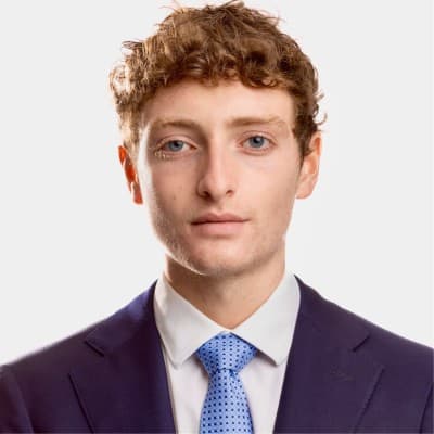 Noah Gans headshot